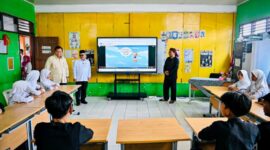 Pemerintah Targetkan 330 Ribu Sekolah Dapat Smart TV, 100 Ribu Unit Dibagikan Tahun Ini